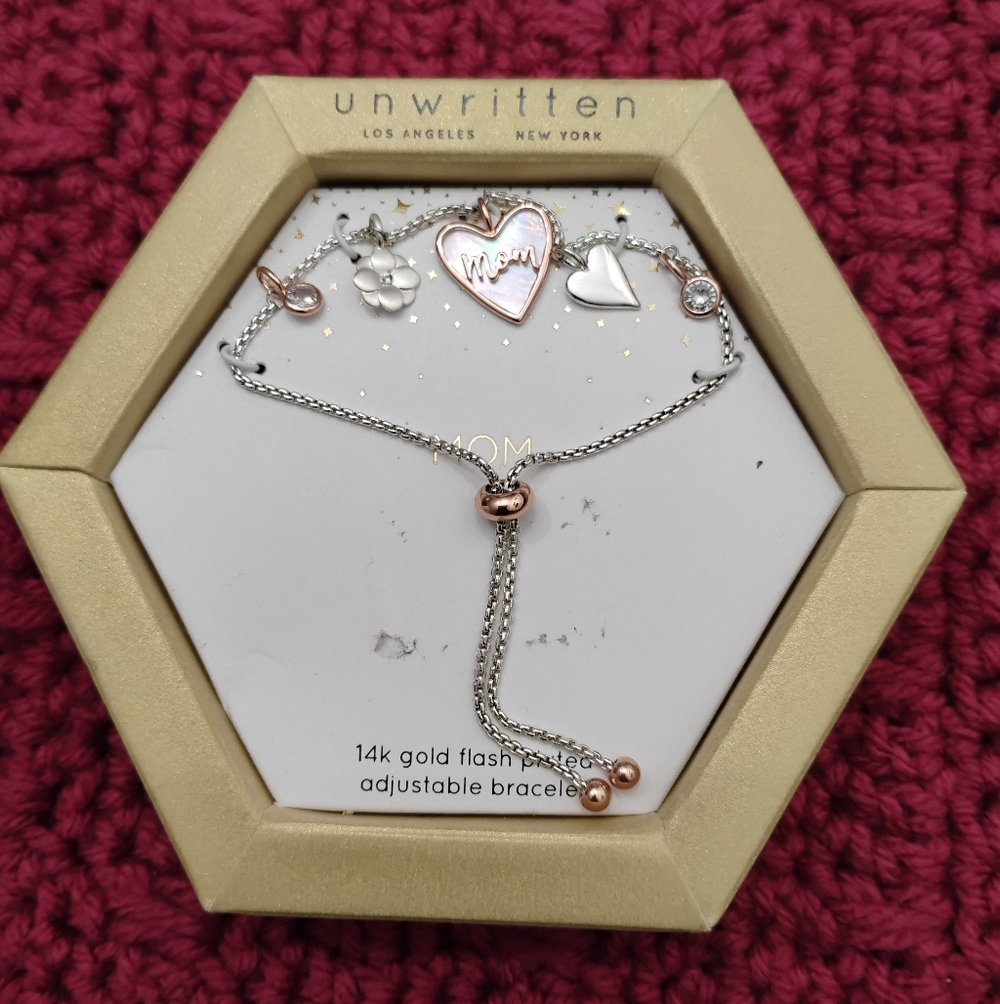 Unwritten Adjustable Mom Bracelet with Charms 14k Gold Flash Plated NWT - Picture 3 of 10